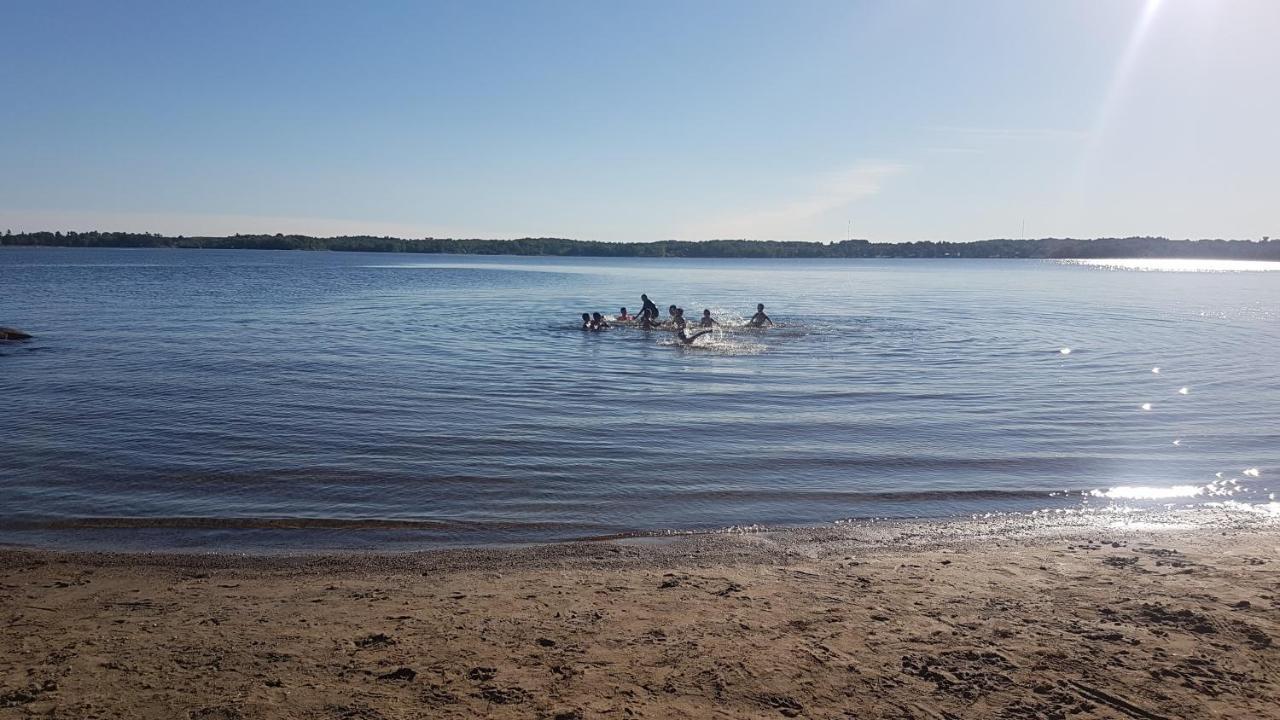 Stoco Lake Lodge Tweed Εξωτερικό φωτογραφία
